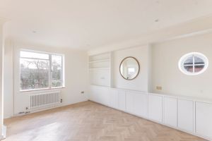 Photo 6- click for photo gallery